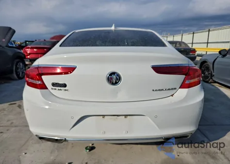 2017 Buick Lacrosse Essence из США, поврежденный, VIN 1G4ZP5SS4HU181571